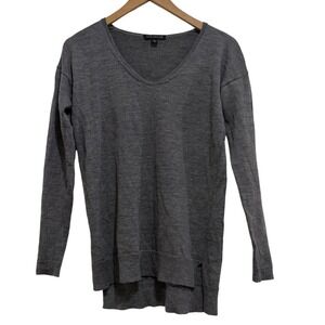 Ann Taylor Gray 100% Italian Merino Wool V-Neck Sweater Women's Small Preppy
